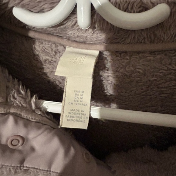 H&M fluffy half button up sweater - Picture 3 of 3